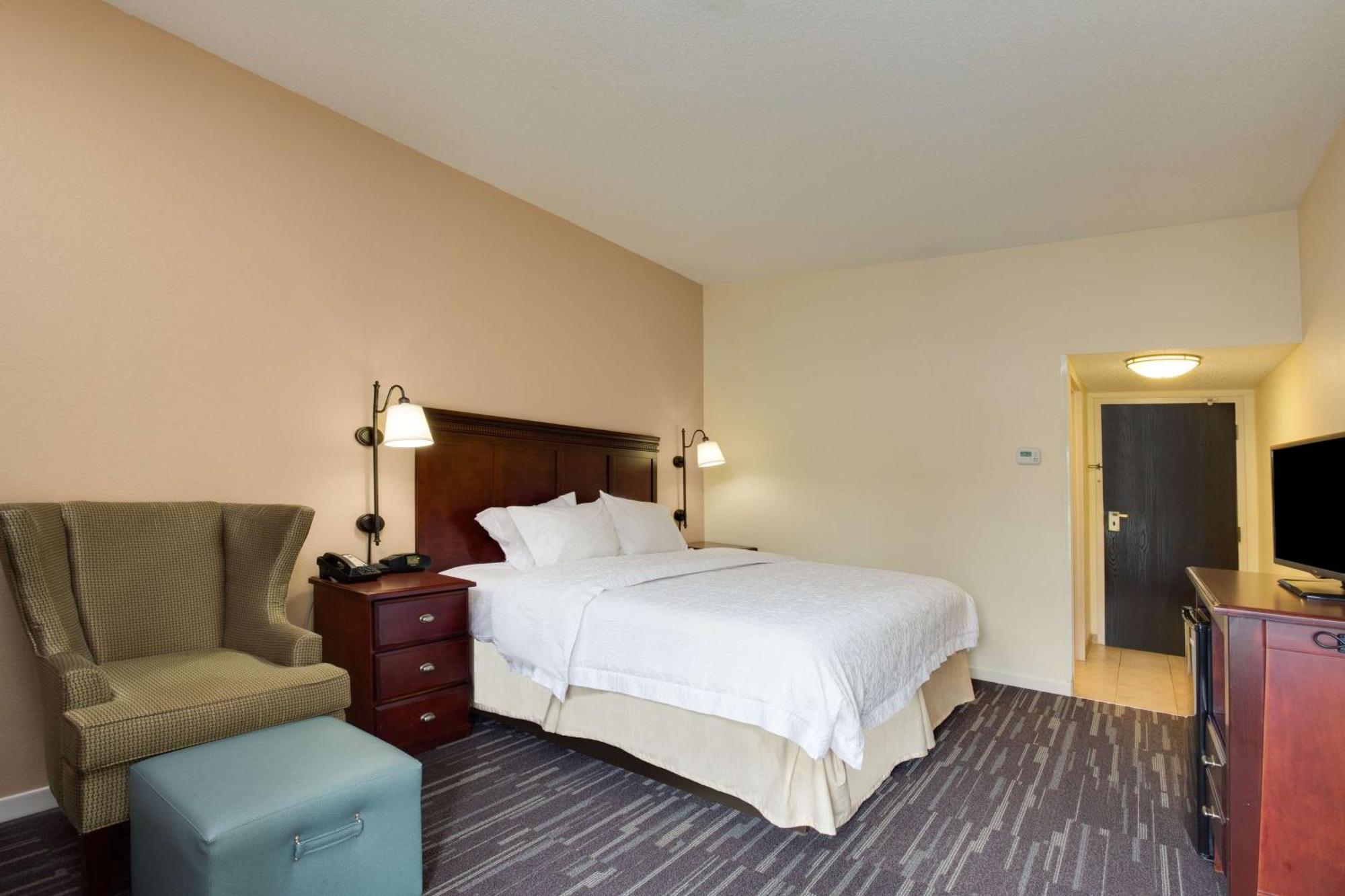 Inn Hampton 3*