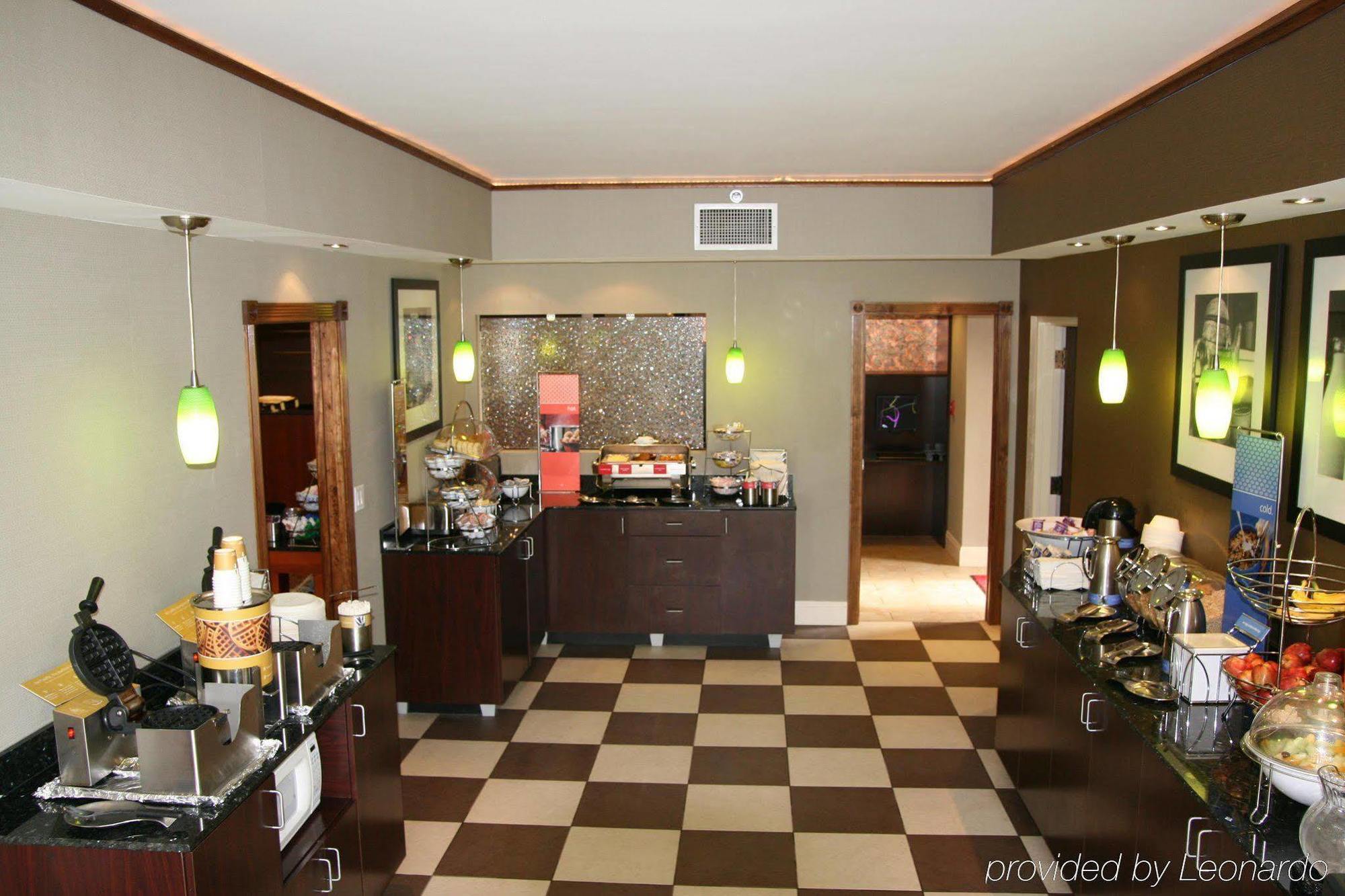 Inn Hampton 3*